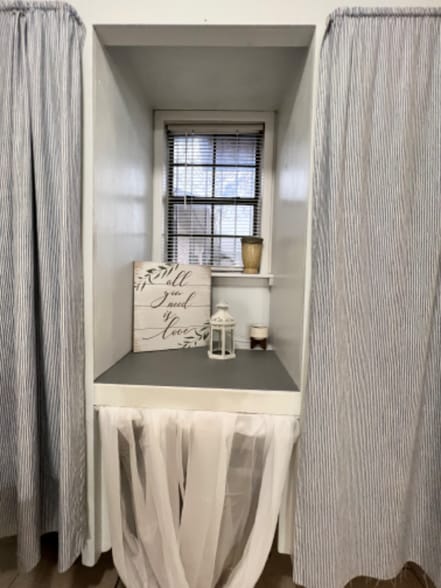 Building Photo - 7418 Meadow Cliff St