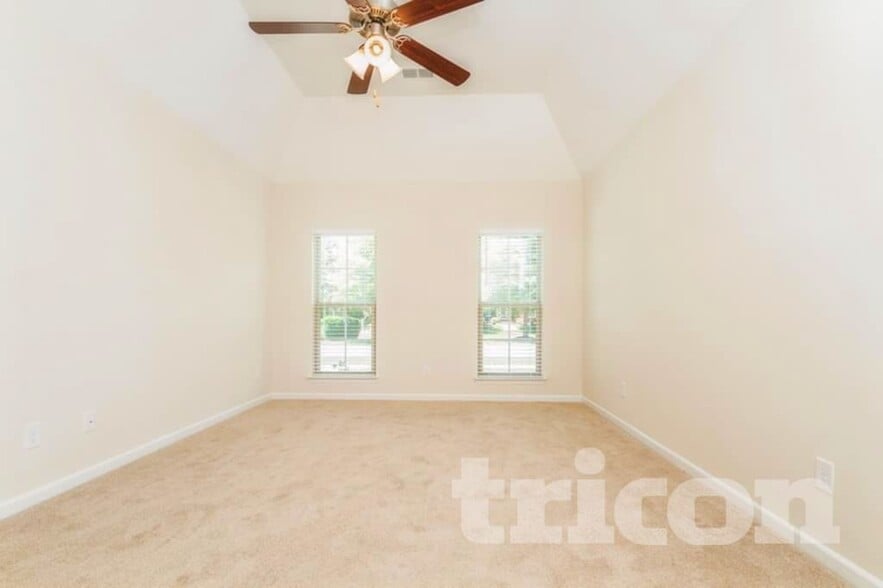 Building Photo - 2153 Cason Ln