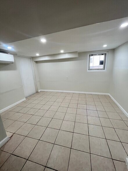 Unit 1 - 21 Sheffield St