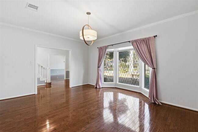 Building Photo - 3718 Wildwood Ridge Dr