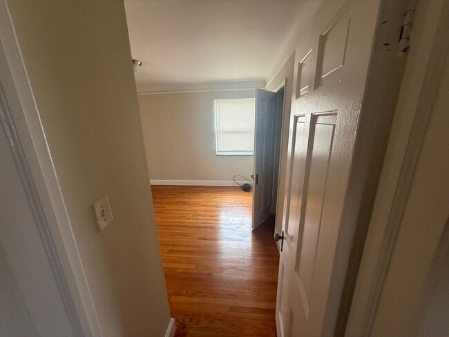 Building Photo - 12847 Maiden St