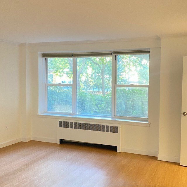 Building Photo - 145 Pinckney St