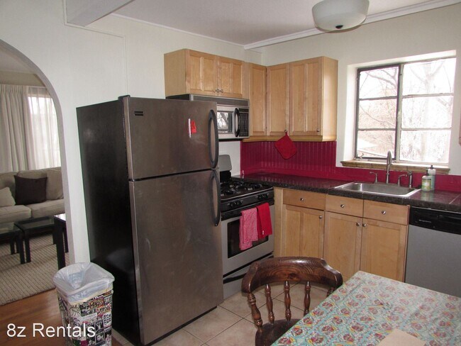 Building Photo - 1 br, 1 bath House - 1483 Ash Street #8