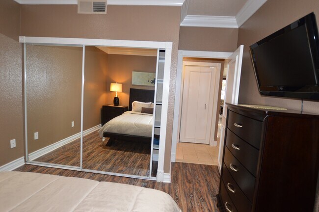 Building Photo - Meridian FURNISHED 2 BDR /2 BATH Luxury Condo - RESORT STYLE LIVING, 1-1/2 Blocks From The Heart ...