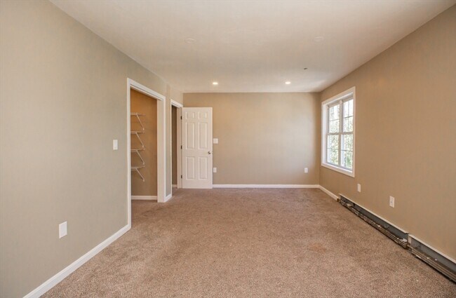 Building Photo - 126 Sears Island Dr