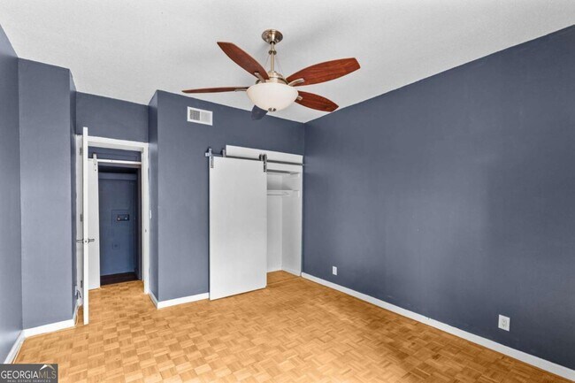 Building Photo - 130 26th St NW