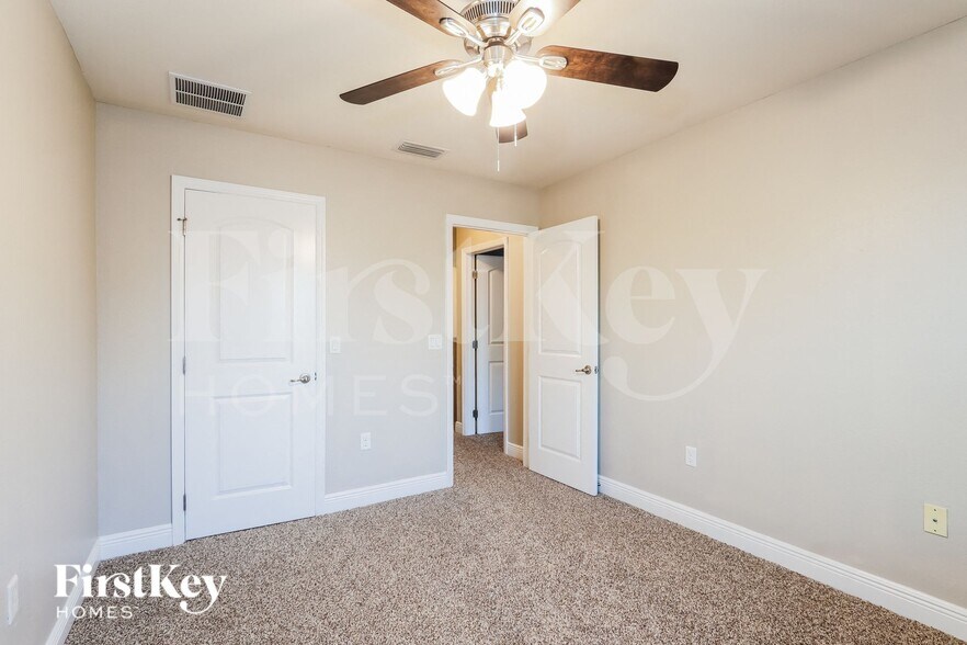 Building Photo - 14437 Barley Field Dr