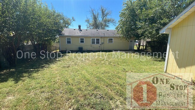 Building Photo - 13912 E 43rd St S