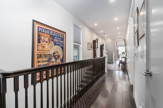 Building Photo - 1730 N Franklin Pl