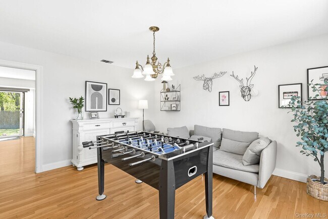 Building Photo - 26 Devonshire Dr