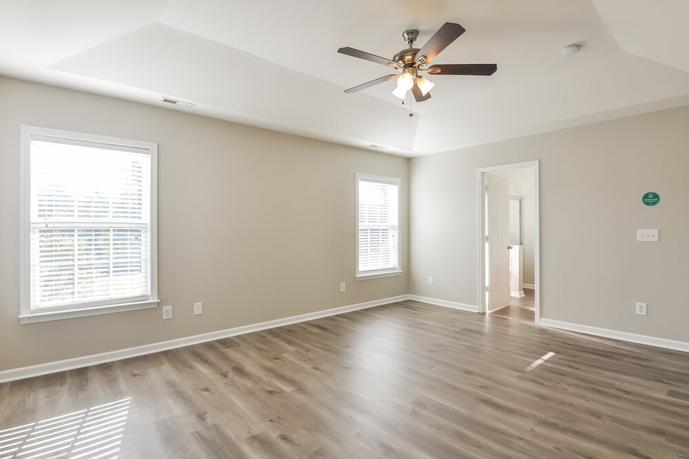 Building Photo - 123 Sleeper Car Ln