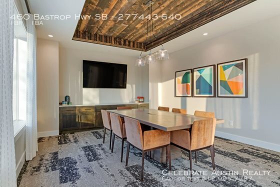 Building Photo - Brand New East VUE Ranch