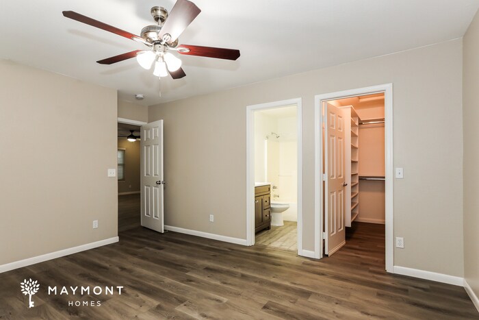 Building Photo - 11234 E Sunland Ave