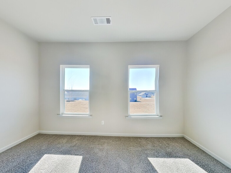 Building Photo - 1021 Claas Wy