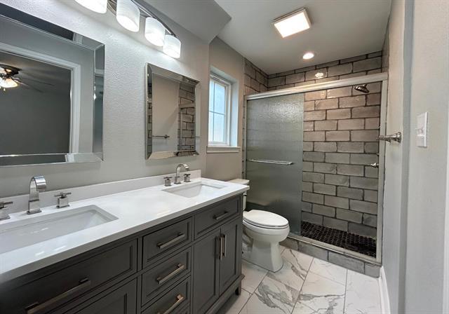 Building Photo - 204 Windcrest Dr