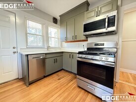 Building Photo - 141 Edenfield Ave