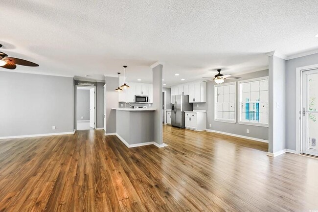 Building Photo - 333 Walden Lake Rd