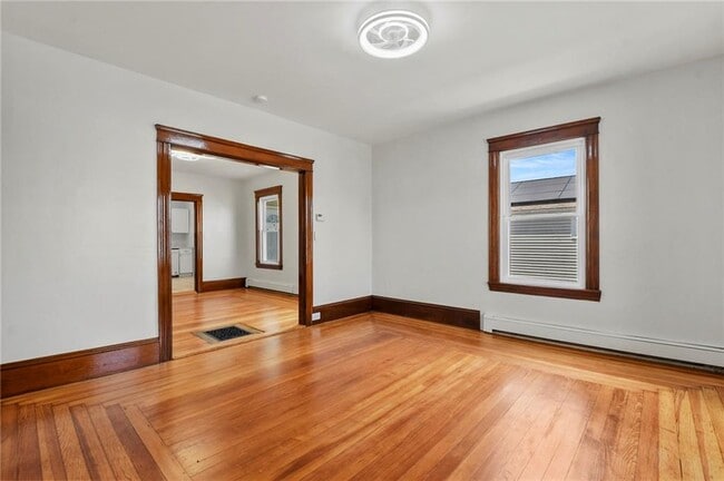 Building Photo - 360 Orient Ave