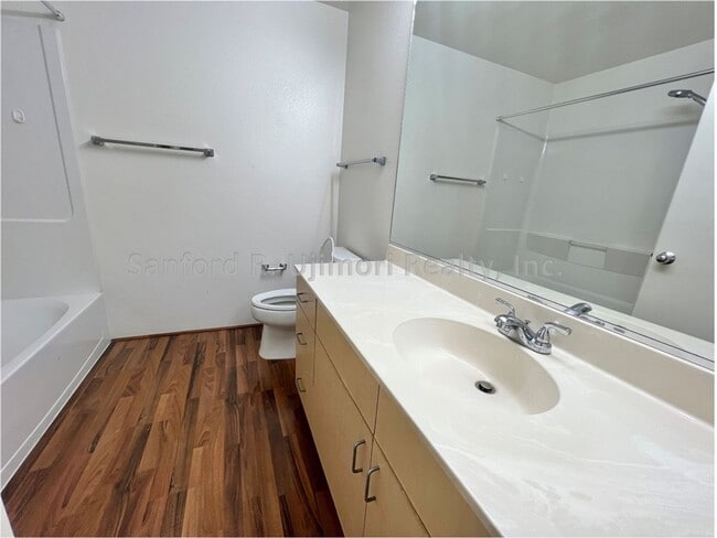 Building Photo - kool173