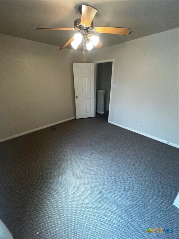 Building Photo - 2033 Northview Dr