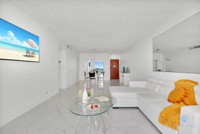 Building Photo - 3901 S Ocean Dr