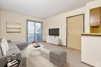 Building Photo - 2802 N Charles Ave