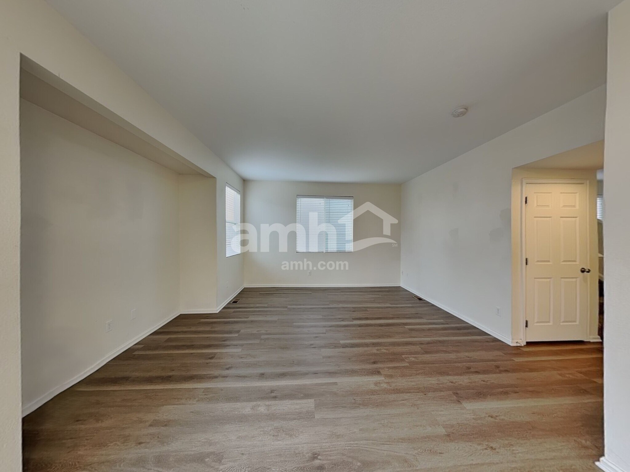 Building Photo - 16447 E 97th Pl