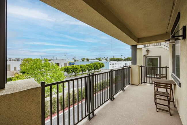 Building Photo - Lighthouse Community 4 Bedroom Home - Ocea...