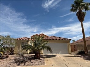Building Photo - 374 Yacht Ave