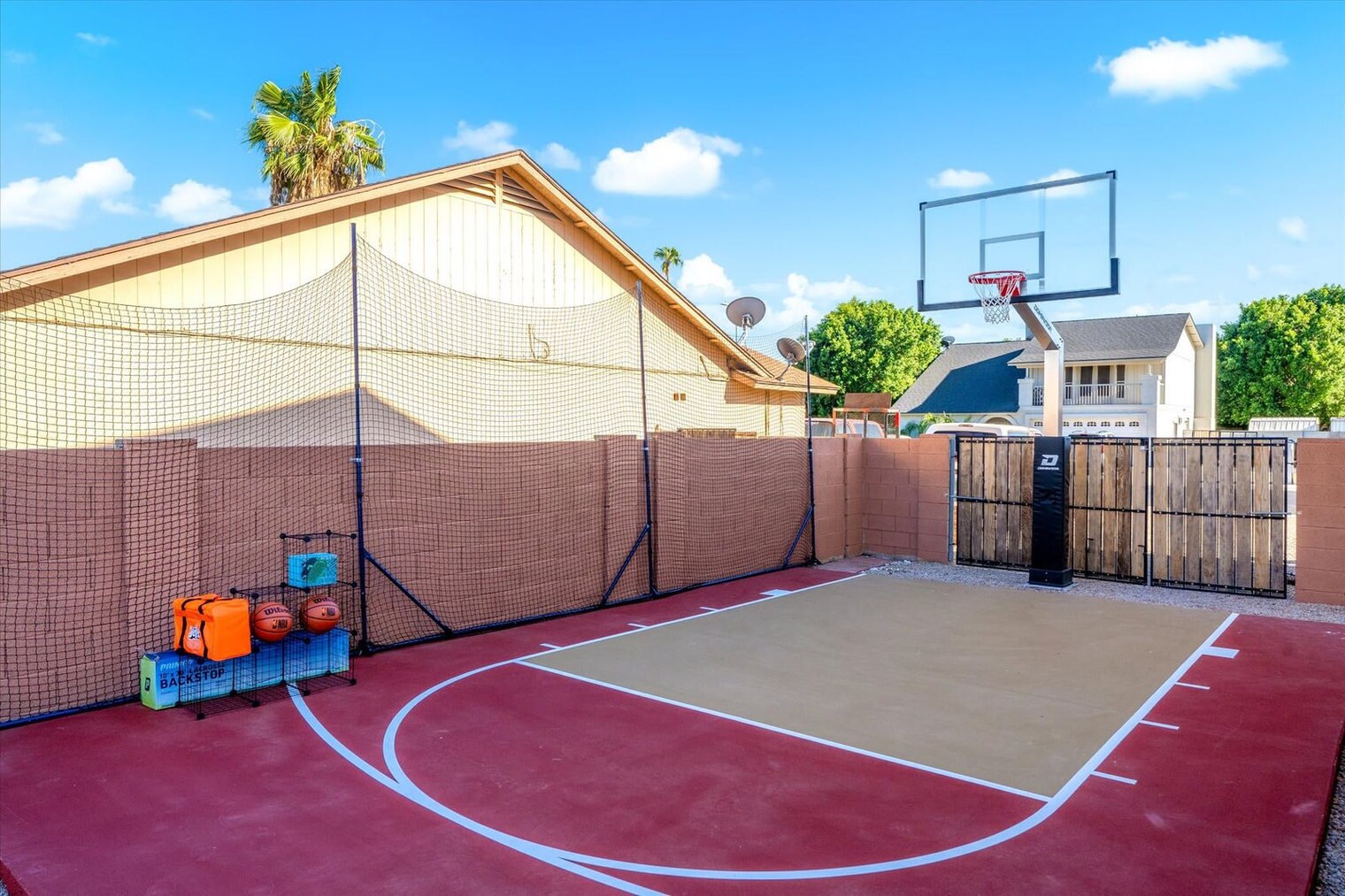 Building Photo - 6214 W Riviera Dr