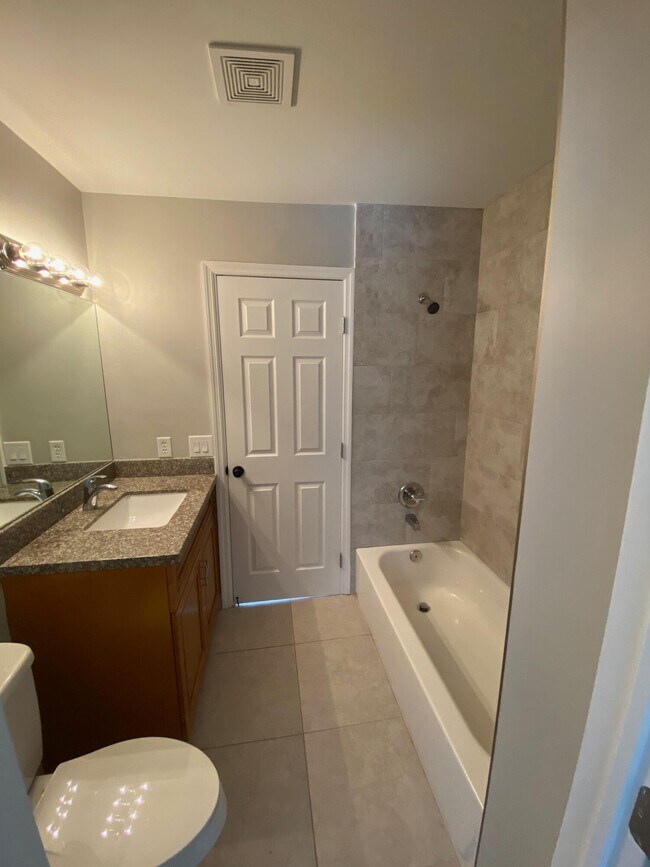 Building Photo - 5154 Breckenridge Pl