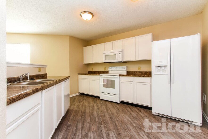 Building Photo - 3410 Brandenburg Blvd