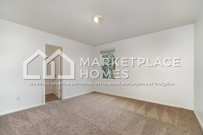 Building Photo - 373 Servia Dr