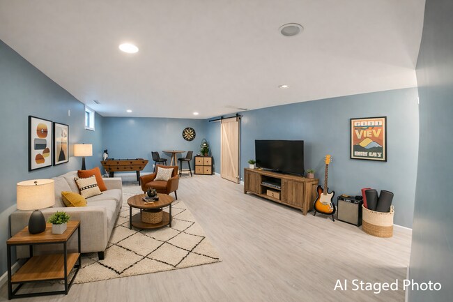 Building Photo - Fenced-in Yard + Finished Basement + Bonus Room/Office! Available July 3rd!