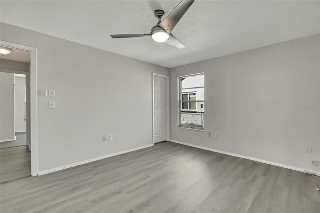 Building Photo - 3332 Vorden St