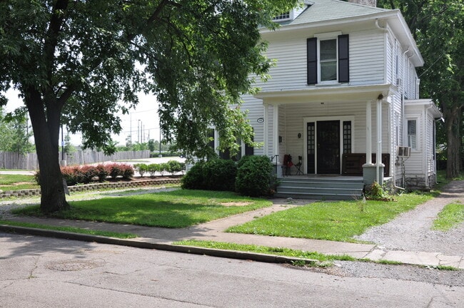 Primary Photo - STUDENTS ~ Now Pre-Leasing for Fall Semest...