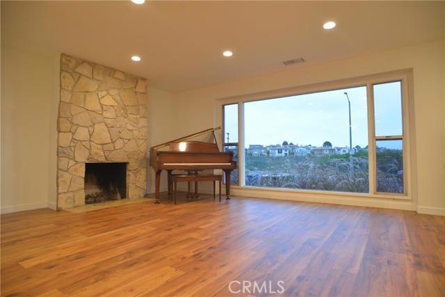Building Photo - 7930 Campion Dr