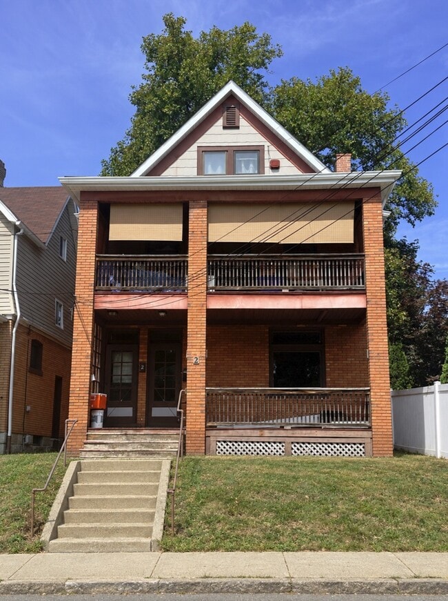 Building Photo - 2 Dakota St