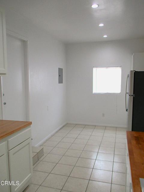 Building Photo - 1222 N Avenue 49 Ave