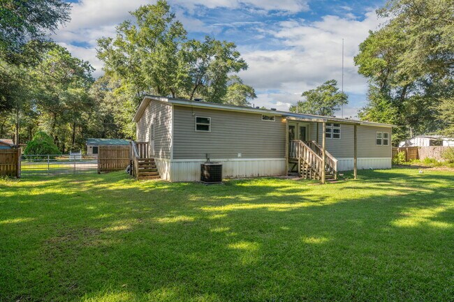 Building Photo - 6116 Arlon Ln