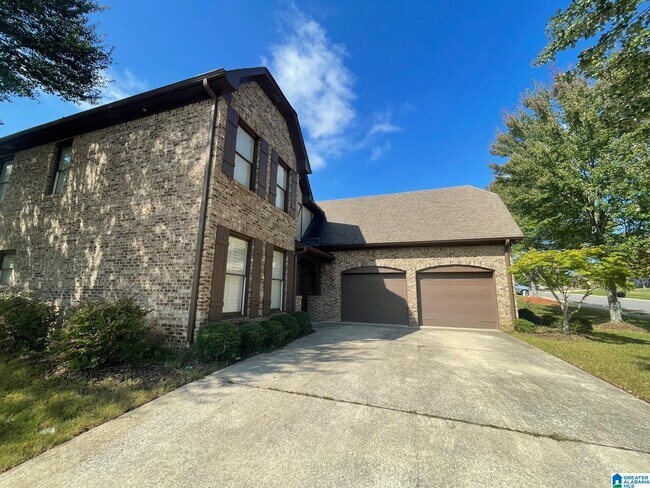 Building Photo - 2273 Chalybe Tr