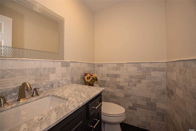 Building Photo - 101 Stonehurst Ln