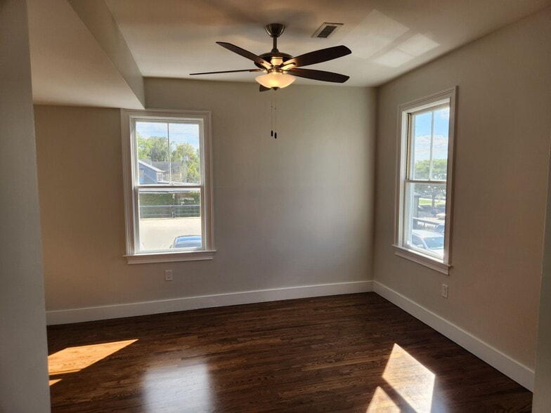 Building Photo - 20 State St