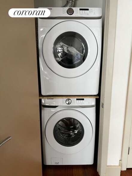 Building Photo - 84 Front St