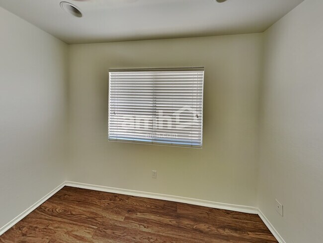 Building Photo - 4824 E Hilton Ave