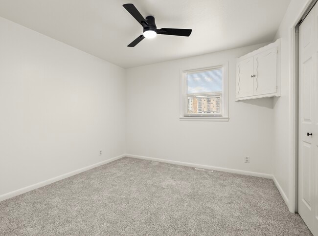 Building Photo - 4057 N Adams St