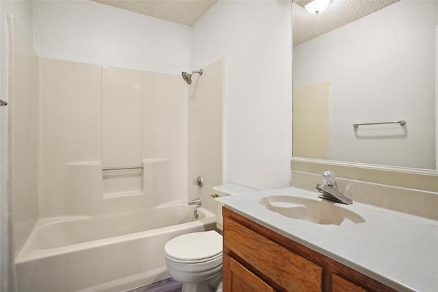 Building Photo - 417 Asbury Dr