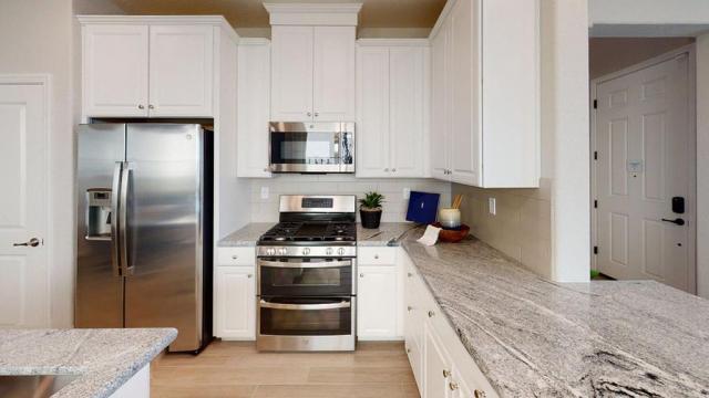 Building Photo - 3 bedroom in Roseville CA 95747