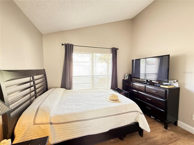 Building Photo - 8055 Antibes Ct