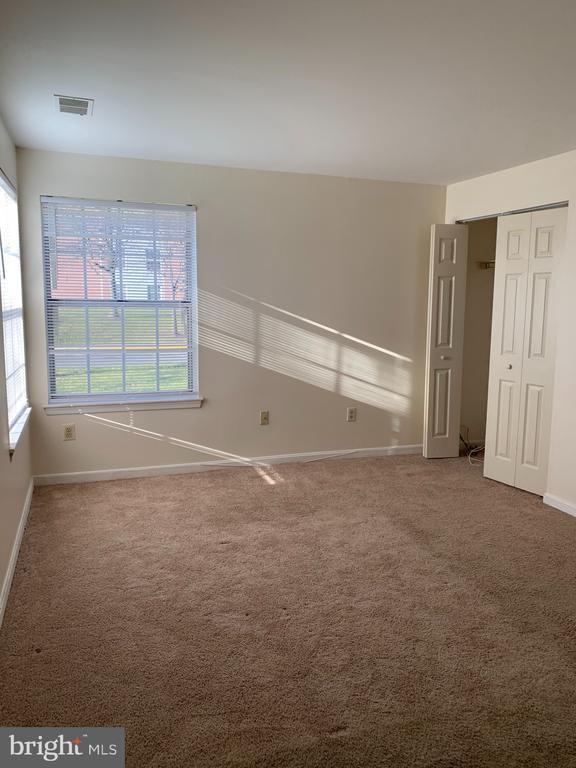 Building Photo - 6609 Rapid Water Way